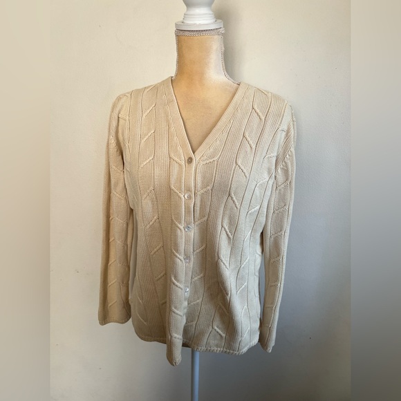 valerie stevens 100% silk cardigan knit sweater pearl beige color - Picture 3 of 8